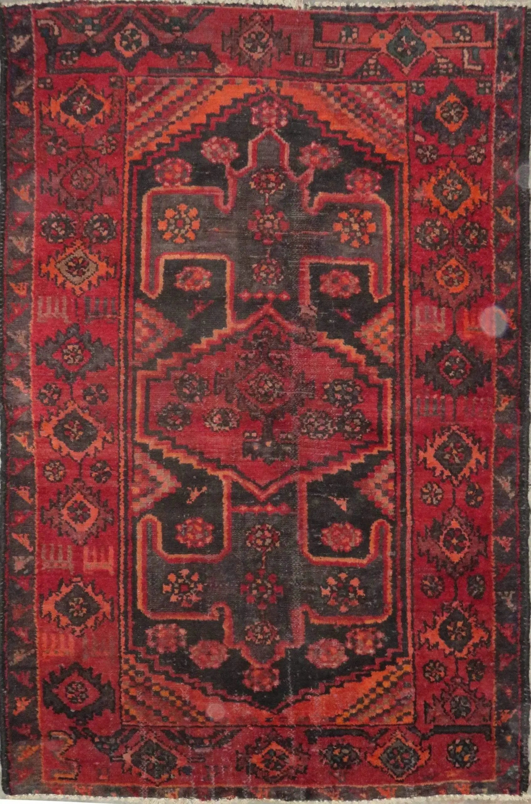 One Of The Kind Hand-Knotted Persian Wool Rug _ Luxurious Vintage Design, 5'6" x 3'7", Artisan Crafted